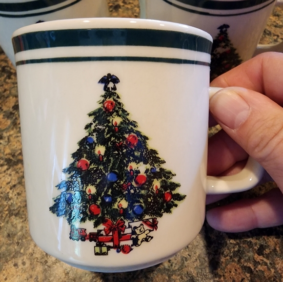 Trisa Stoneware Christmas Tree Coffee Cups, Set of 3 - Picture 2 of 6